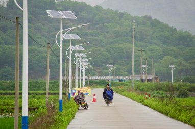 如何選購(gòu)合適的太陽(yáng)能LED路燈的選購(gòu)